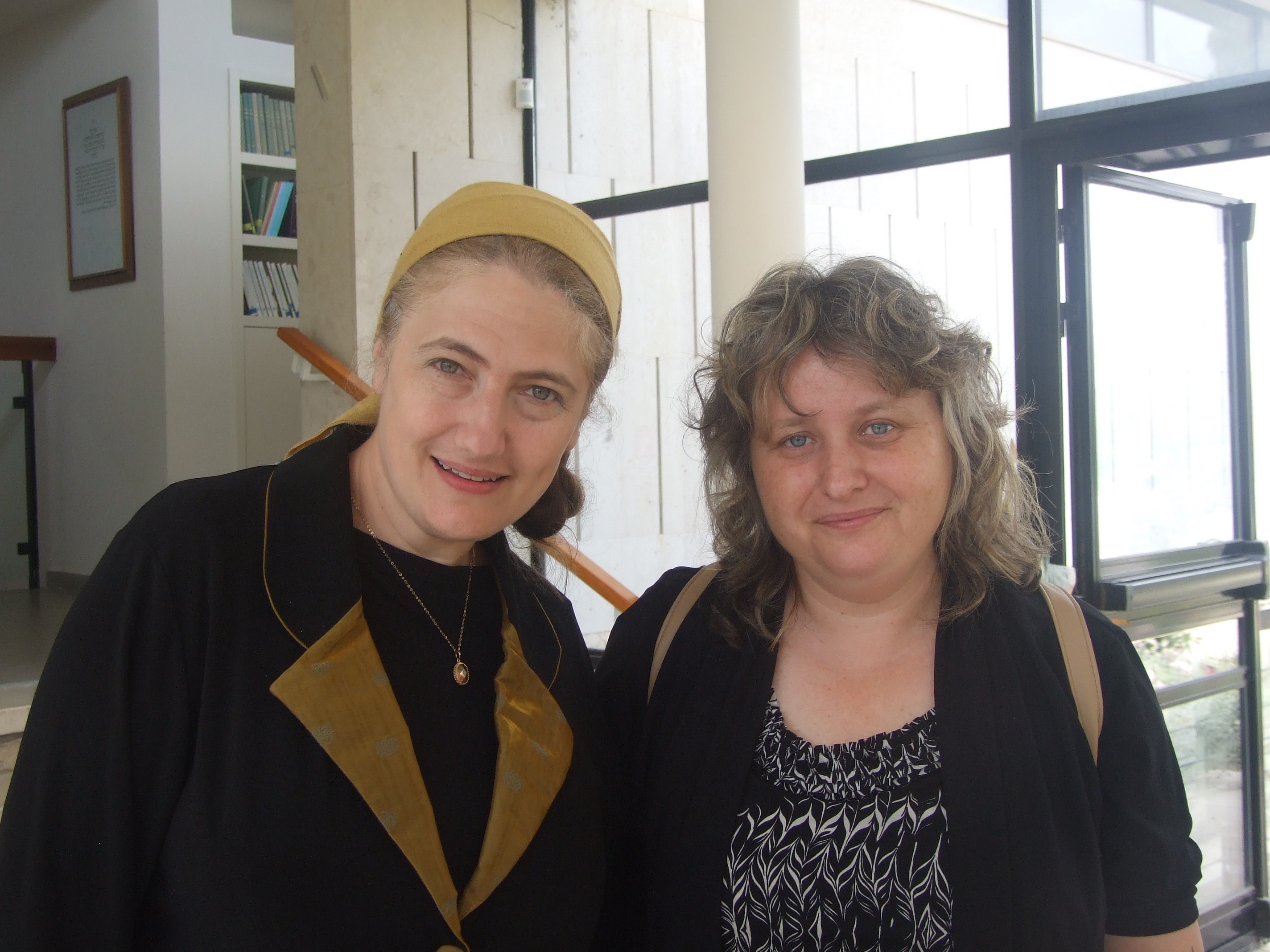 קרן דובנוב ועינת גונן